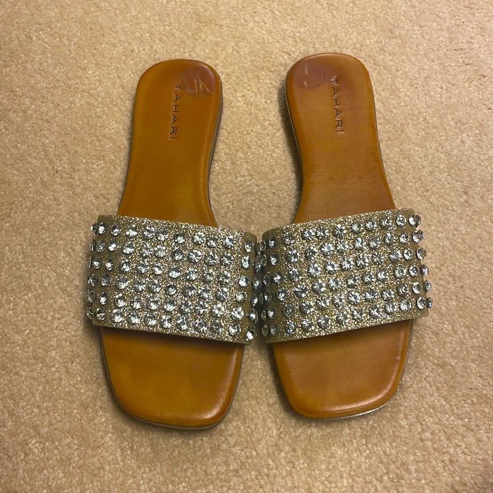 πHost Pick!π TAHARI Women Lindona Gemstone Slide Sandals with BOX - Picture 1 of 3